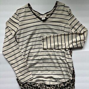 Gorgeous Ariat women's top!